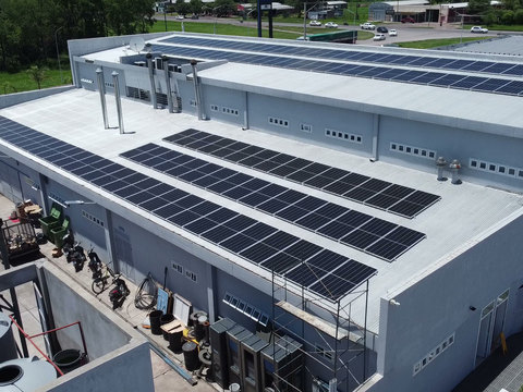 Instalación solar en Don Antonio Combustibles, YPF Machagai